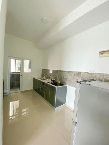 Service Residence for Rent at D'carlton (Residensi Seri Mega) - Loong Hing Liong - PropertyGuru.com.my
