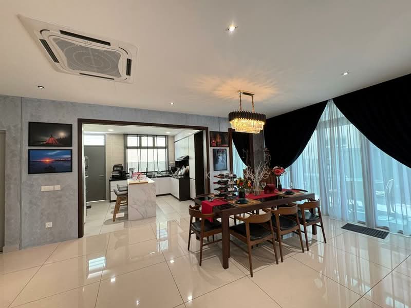 Semi-Detached House for Sale in Perling (Johor) - Max Keng - Dining Room - PropertyGuru.com.my