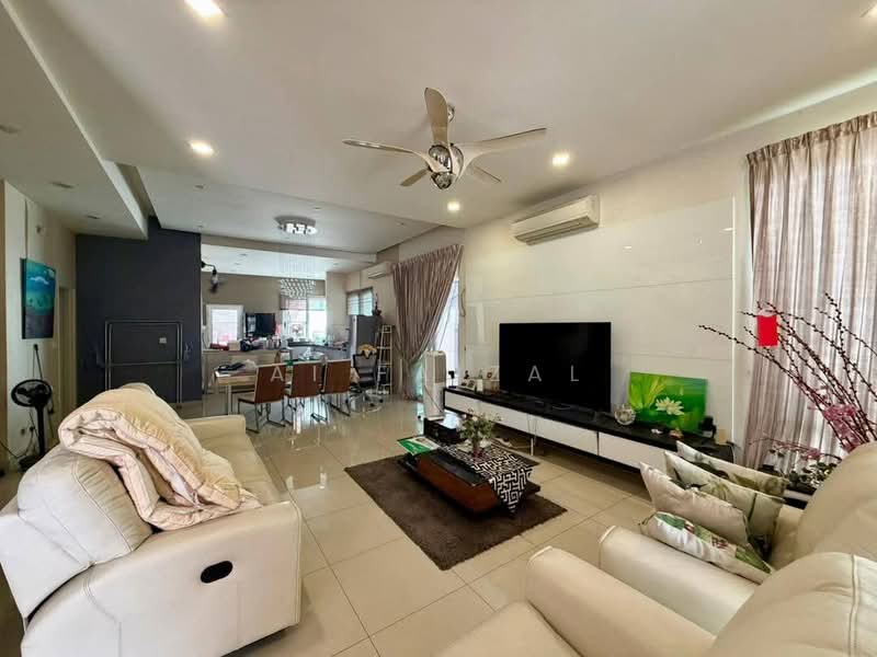 2-storey Terraced House for Sale in Cyberjaya (Selangor) - Ai Faizal - Living Room - PropertyGuru.com.my