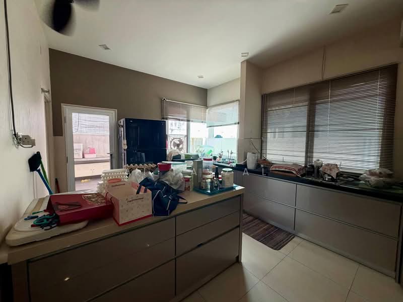 2-storey Terraced House for Sale in Cyberjaya (Selangor) - Ai Faizal - Kitchen - PropertyGuru.com.my