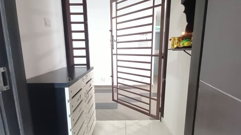 Service Residence for Sale at D'Summit Residences - Dennis Peh - Entrance - PropertyGuru.com.my