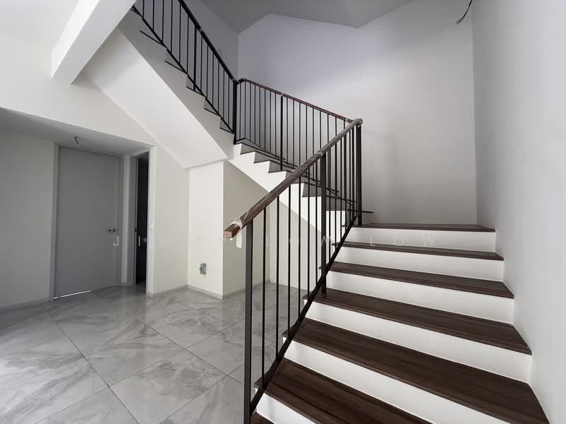 3-storey Terraced House for Sale in Taman Bukit Serdang (Seri Kembangan) - Jimmy Low Low - Interior - PropertyGuru.com.my