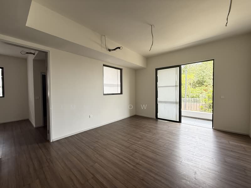 3-storey Terraced House for Sale in Taman Bukit Serdang (Seri Kembangan) - Jimmy Low Low - 1st Floor - Living Room - PropertyGuru.com.my