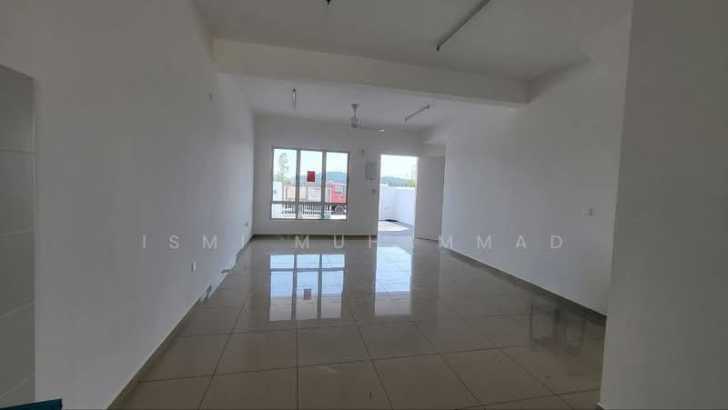 2-storey Terraced House for Rent in Seremban (Negeri Sembilan) - Ismi Muhammad - Living Room - PropertyGuru.com.my