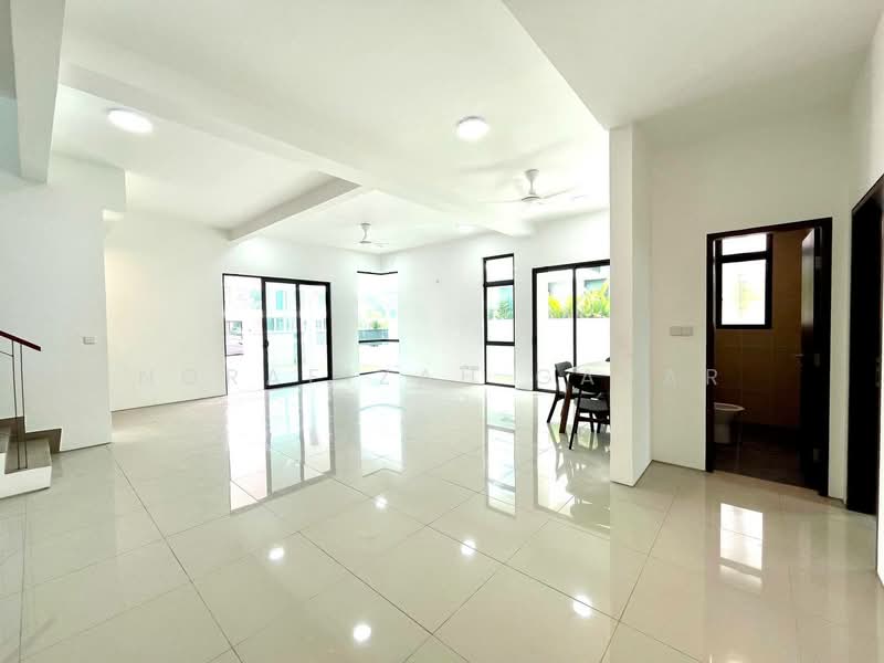 Semi-Detached House for Rent in Cyberjaya (Selangor) - NoraFizah Gapar - Living Room - PropertyGuru.com.my