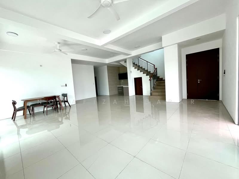 Semi-Detached House for Rent in Cyberjaya (Selangor) - NoraFizah Gapar - Living Room - PropertyGuru.com.my