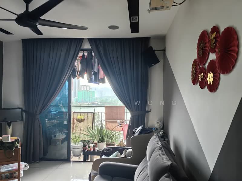 Kondominium untuk Dijual di The Henge - Darren Wong - Living Room - PropertyGuru.com.my