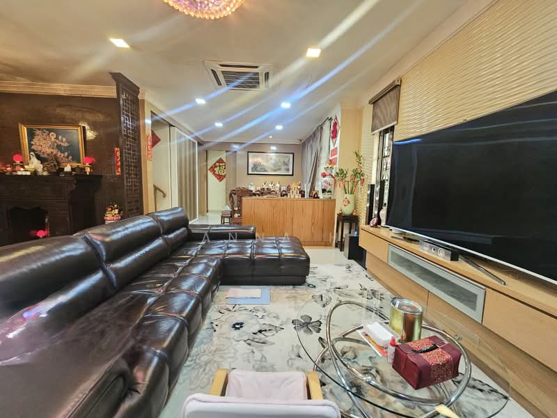 Semi-Detached House for Sale in Cheras (Selangor) - Anna H - Living Room - PropertyGuru.com.my
