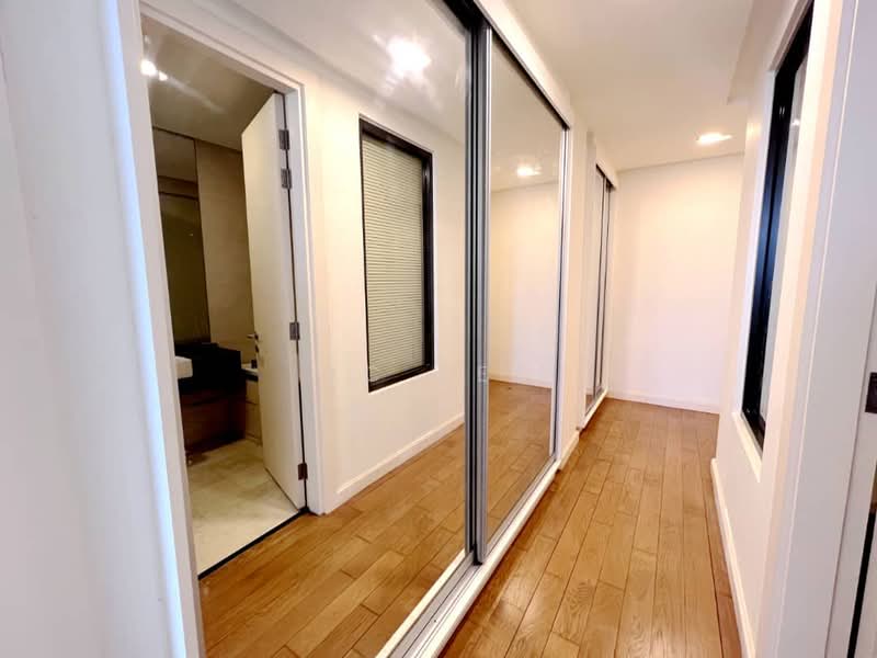 Condominium for Sale at 6 CapSquare - JC Lee - Corridor - PropertyGuru.com.my