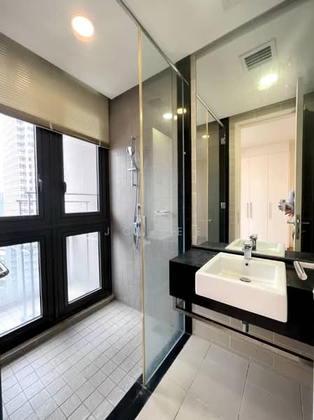 Condominium for Sale at 6 CapSquare - JC Lee - Bathroom - PropertyGuru.com.my