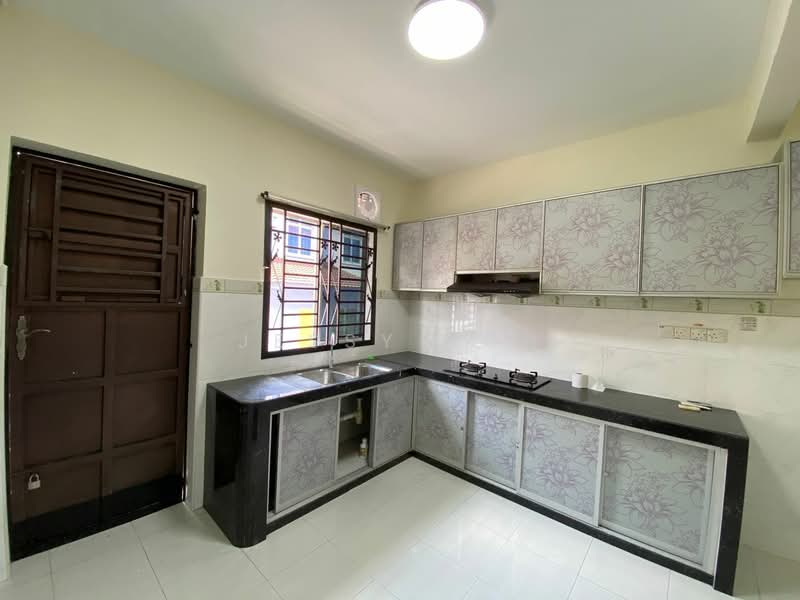 Rumah Teres 2 Tingkat untuk Disewa di Bukit Indah (Iskandar Puteri (Nusajaya)) - Jessy Koh - Kitchen - PropertyGuru.com.my