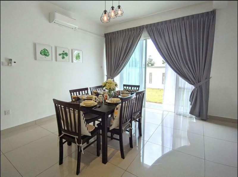 Bungalow for Sale in Johor Bahru (Johor) - Finn Aw - Dining Room - PropertyGuru.com.my