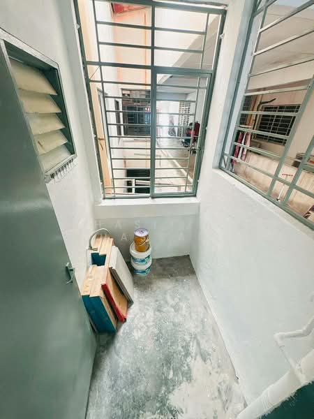 Apartment for Sale at Pangsapuri Mutiara Subang - Hasliza Hassan - Corridor - PropertyGuru.com.my