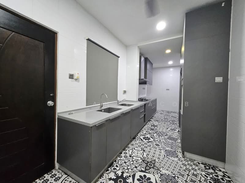 Semi-Detached House for Sale in Bukit Jelutong (Shah Alam) - Atiqah Yaacob - PropertyGuru.com.my