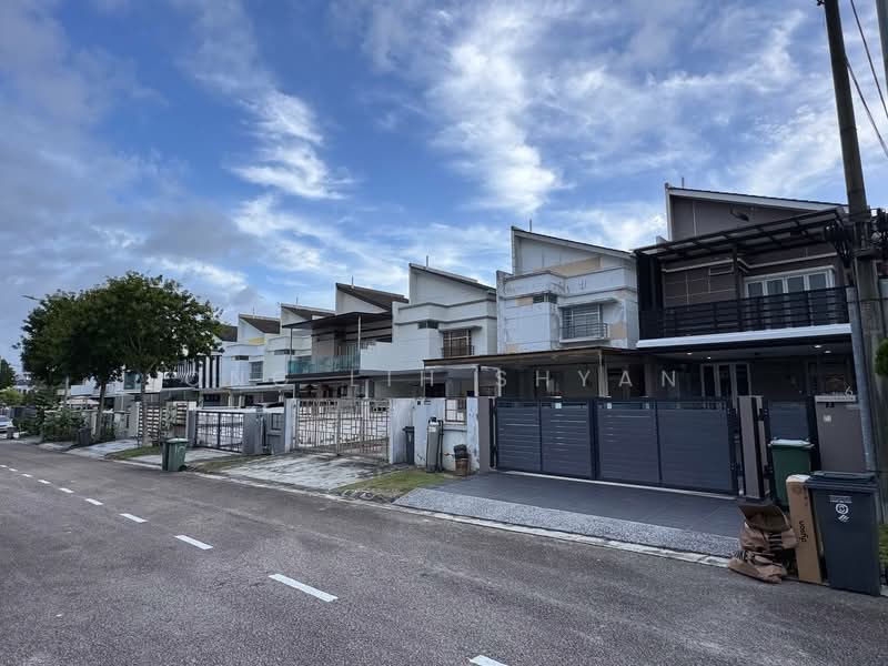 2-storey Terraced House for Sale in Setia Tropika (Johor Bahru) - Ong Lih Shyan - Exterior - PropertyGuru.com.my