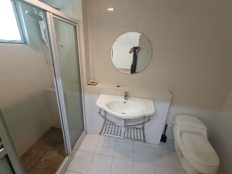 Pangsapuri untuk Dijual di RSGC View - KK Sah - Bathroom - PropertyGuru.com.my