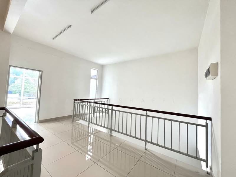 3-storey Terraced House for Rent in Iskandar Puteri (Nusajaya) (Johor) - Sarah Shaffi - Corridor - PropertyGuru.com.my
