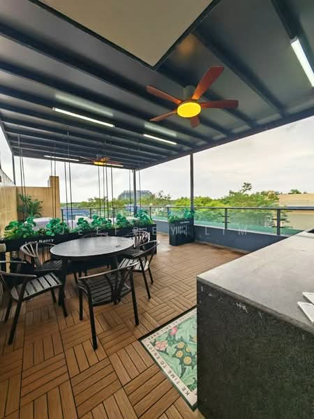 Cluster House for Sale in Forest City (Gelang Patah) - Jeffrey Lim - Balcony - PropertyGuru.com.my