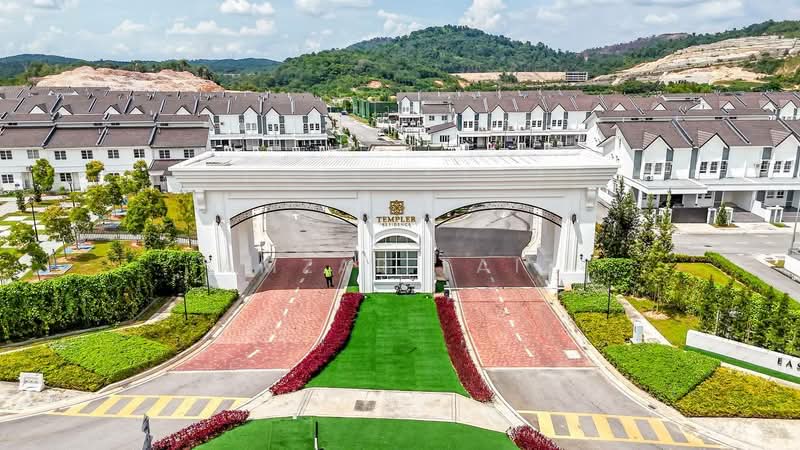 2-storey Terraced House for Sale in Bandar Country Homes (Rawang) - Amzar Faiz - PropertyGuru.com.my