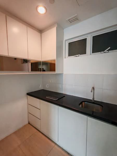 Service Residence for Sale at Serviced Residence @ Binjai 8 - JC Lee - Kitchen - PropertyGuru.com.my