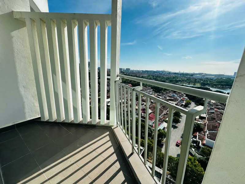 Kondominium untuk Disewa di Opal Residensi - Fuad Ali - Balcony - PropertyGuru.com.my