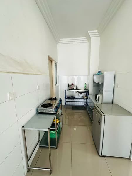 Kondominium untuk Disewa di Opal Residensi - Fuad Ali - Kitchen - PropertyGuru.com.my