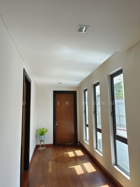 Rumah Banglo untuk Dijual di Ampang (Selangor) - Darren Wong - Corridor - PropertyGuru.com.my