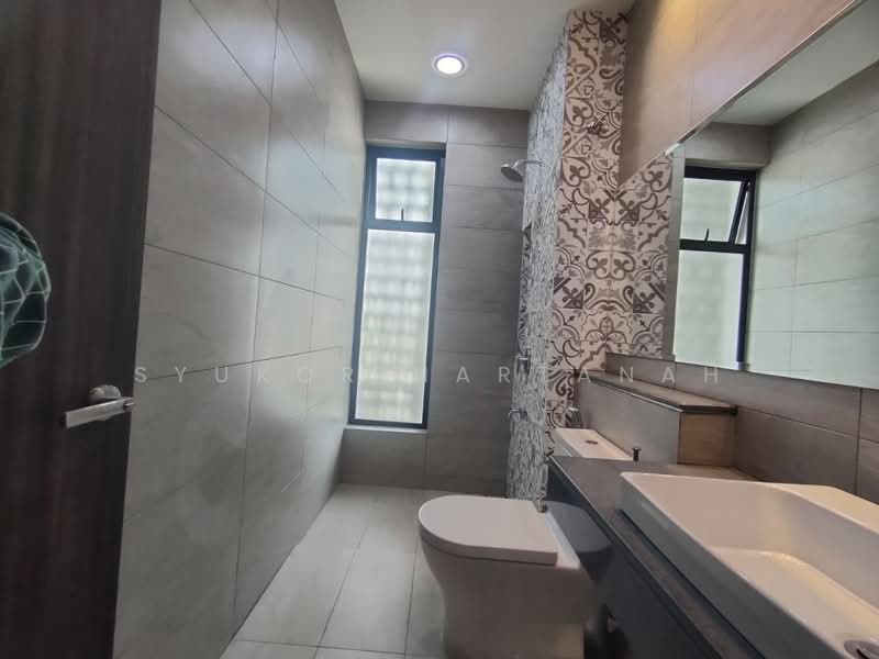 Rumah Teres untuk Dijual di Elmina (Shah Alam) - Syukor Hartanah - Bathroom - PropertyGuru.com.my