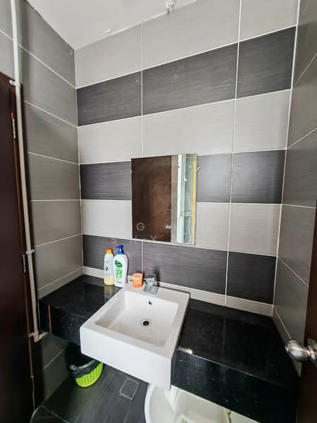 Kondominium untuk Dijual di KSL D'Esplanade Residence - Ong Lih Shyan - Bathroom - PropertyGuru.com.my