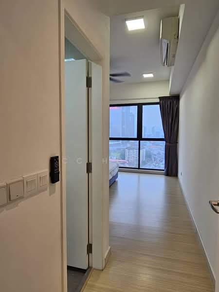 Servis Apartment untuk Disewa di Continew - CC Hong - Corridor - PropertyGuru.com.my