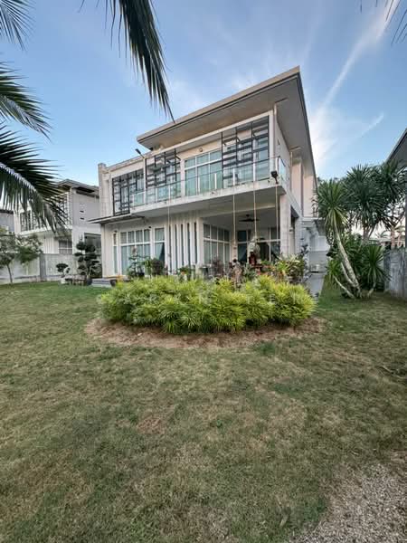 Bungalow for Sale in Bandar Putra (Kulai) - Caryn Ter - Exterior - PropertyGuru.com.my