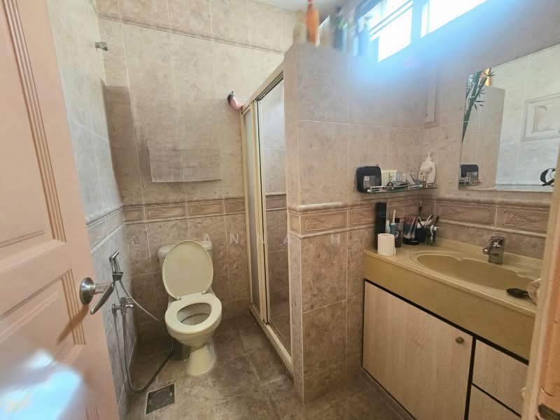 Semi-Detached House for Sale in Cheras (Selangor) - Anna H - Bathroom - PropertyGuru.com.my