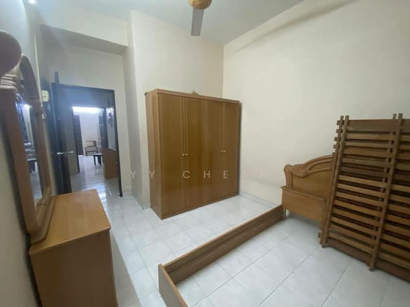 2-storey Terraced House for Sale in Taman Rasi Jaya (Menglembu) - YY Cheah - Bedroom - PropertyGuru.com.my