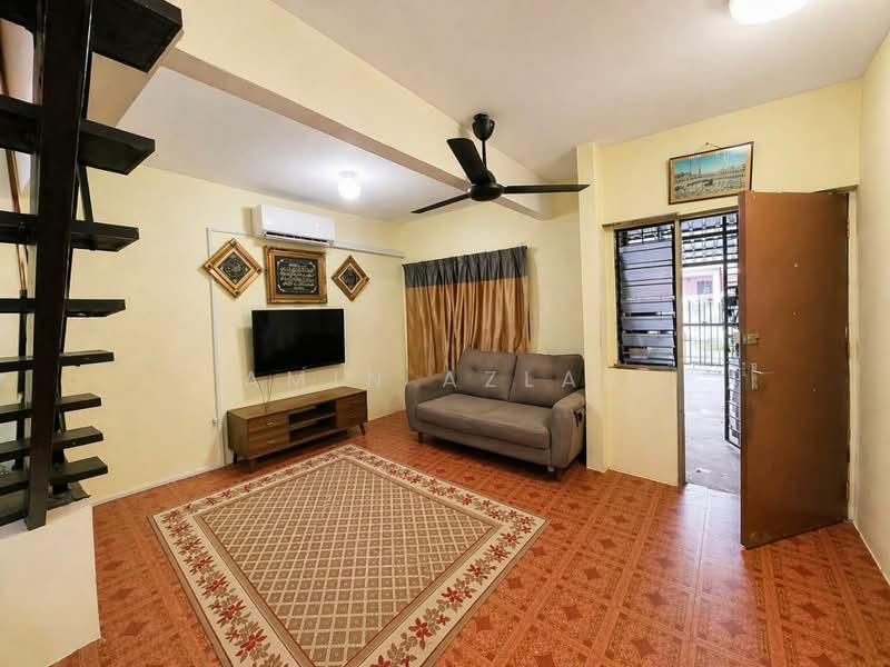 Rumah Teres 2 Tingkat untuk Dijual di Ulu Kelang (Kuala Lumpur) - Amin Azlan - Living Room - PropertyGuru.com.my