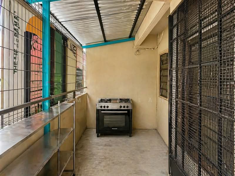 Rumah Teres 2 Tingkat untuk Dijual di Ulu Kelang (Kuala Lumpur) - Amin Azlan - Balcony - PropertyGuru.com.my
