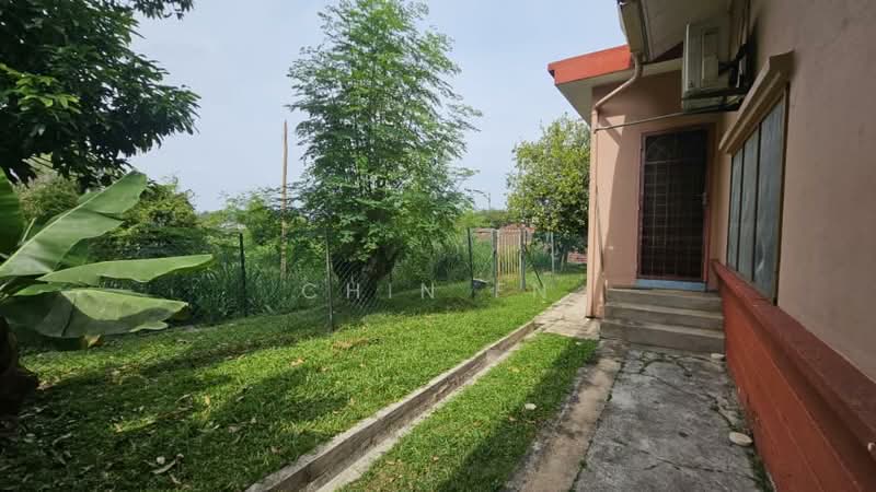 Semi-Detached House for Sale in Ayer Keroh (Melaka) - CHIN FN - Exterior - PropertyGuru.com.my