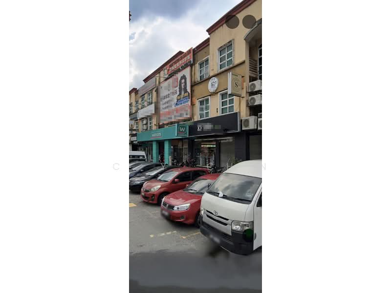 For Sale - Laman Rimbunan Kepong 3sty shop lot