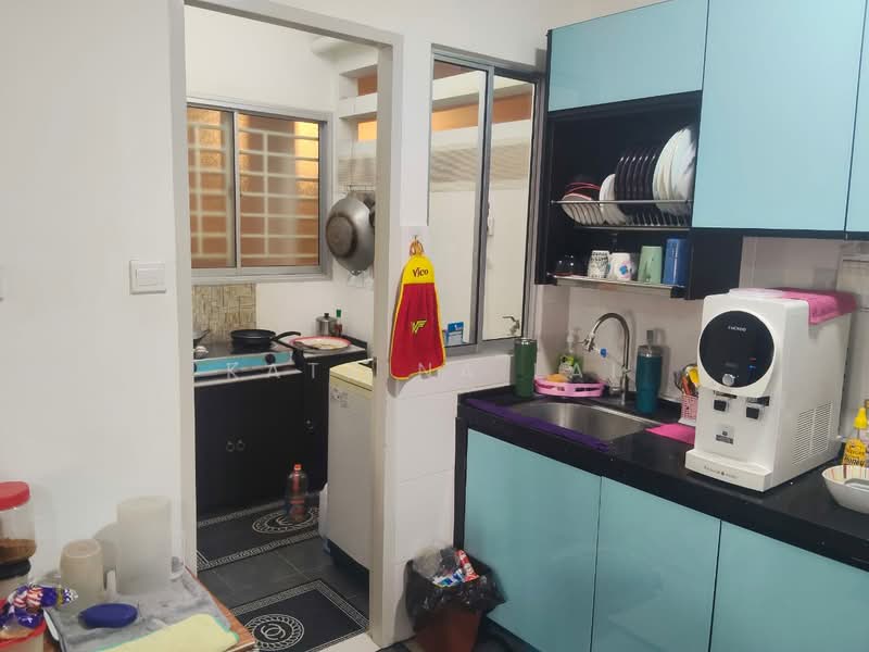 Pangsapuri untuk Dijual di D'Cerrum Apartment - Katrina Lai - Kitchen - PropertyGuru.com.my