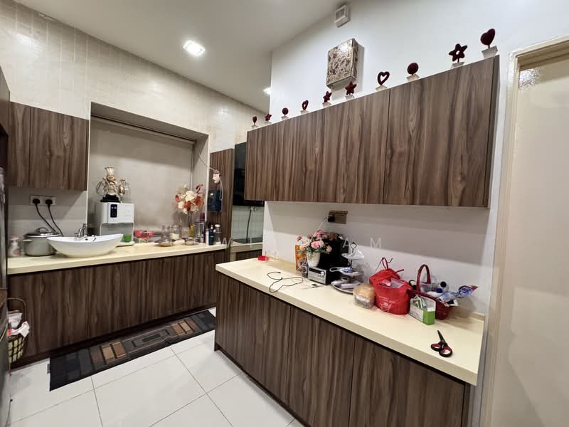 Rumah Berkembar untuk Dijual di Laman Rimbunan (Kepong) - Lewis Tam - Kitchen - PropertyGuru.com.my