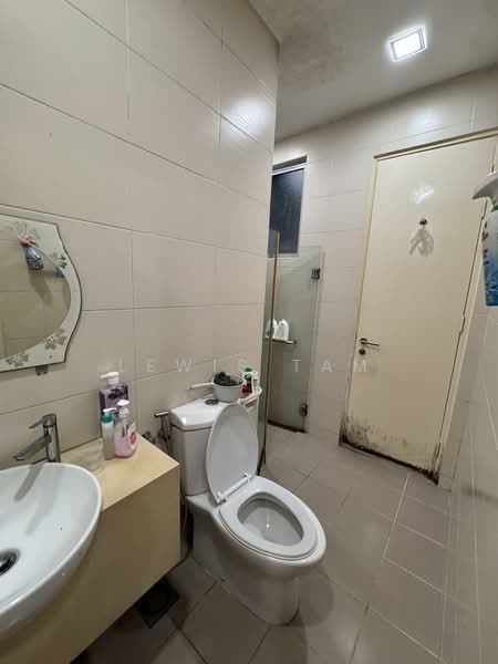 Rumah Berkembar untuk Dijual di Laman Rimbunan (Kepong) - Lewis Tam - Bathroom - PropertyGuru.com.my