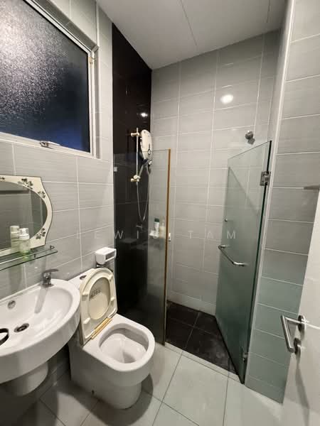 Rumah Berkembar untuk Dijual di Laman Rimbunan (Kepong) - Lewis Tam - Bathroom - PropertyGuru.com.my