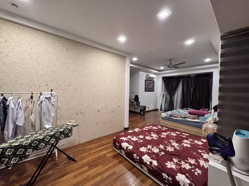 Rumah Berkembar untuk Dijual di Laman Rimbunan (Kepong) - Lewis Tam - Bedroom - PropertyGuru.com.my