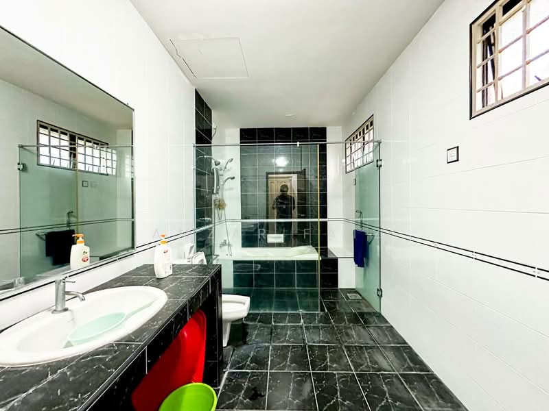 Rumah Berkembar untuk Dijual di Taman Koperasi Cuepacs (Cheras) - Amzar Faiz - PropertyGuru.com.my