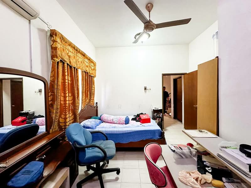 Rumah Berkembar untuk Dijual di Taman Koperasi Cuepacs (Cheras) - Amzar Faiz - PropertyGuru.com.my