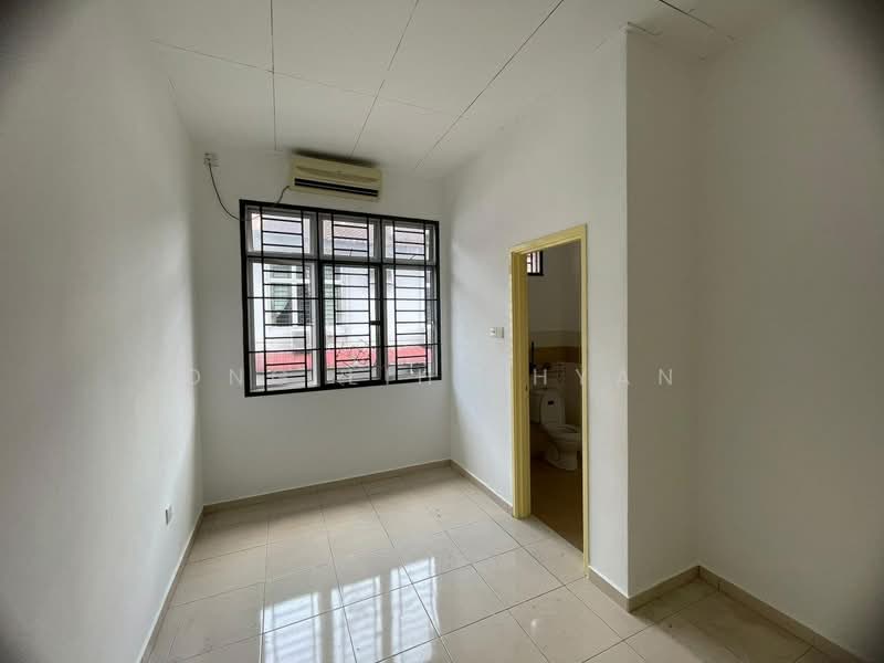 Flat for Sale at Taman Ehsan Jaya - Ong Lih Shyan - Interior - PropertyGuru.com.my