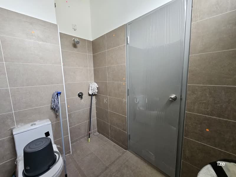 2-storey Terraced House for Sale in Taman Ponderosa (Johor Bahru) - Kok Hui - Bathroom - PropertyGuru.com.my