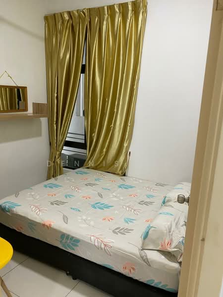 Service Residence for Sale at D'Summit Residences - Dennis Peh - Bedroom - PropertyGuru.com.my