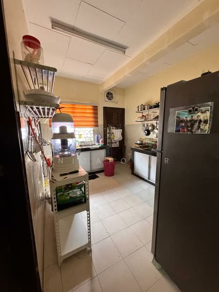 Rumah Teres 1 Tingkat untuk Dijual di Taman Bidara Palma (Sungei Baru Tengah) - Anita Omar - Kitchen - PropertyGuru.com.my