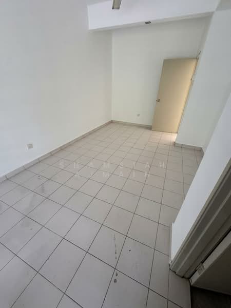 Rumah Teres 2 Tingkat untuk Dijual di Taman Saga Emas (Kajang) - SHAMSIAH AJMAIN - Interior - PropertyGuru.com.my