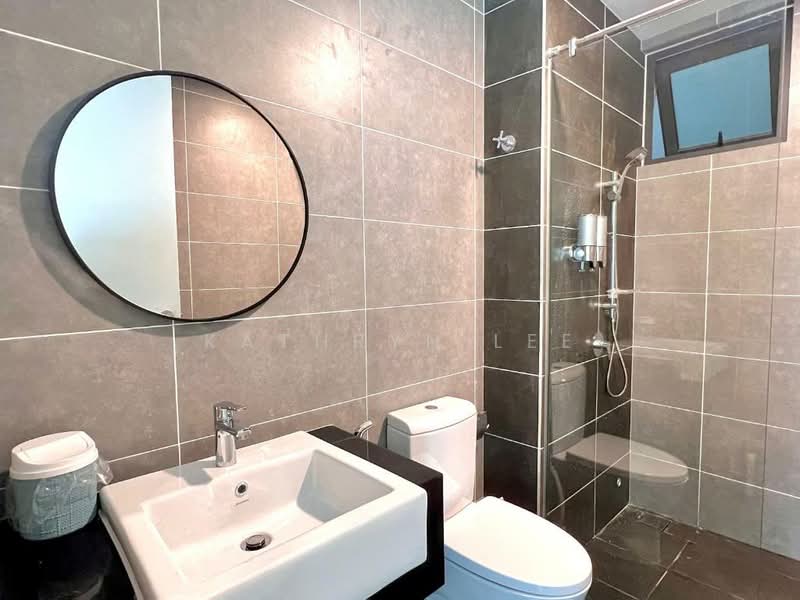 Service Residence for Sale at The Link 2 Residences - Kathryn Lee - Bathroom - PropertyGuru.com.my